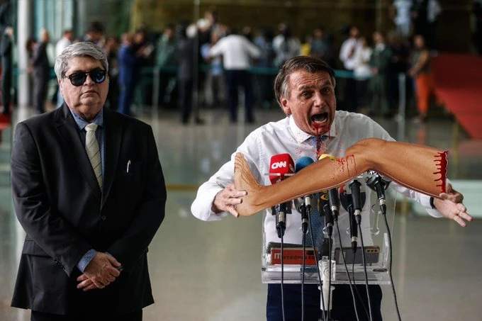 COMPARAÇÃO ENTRE CANDIDATOS À PRESIDÊNCIA: CANIBALISMO? SIM ou NÃO?