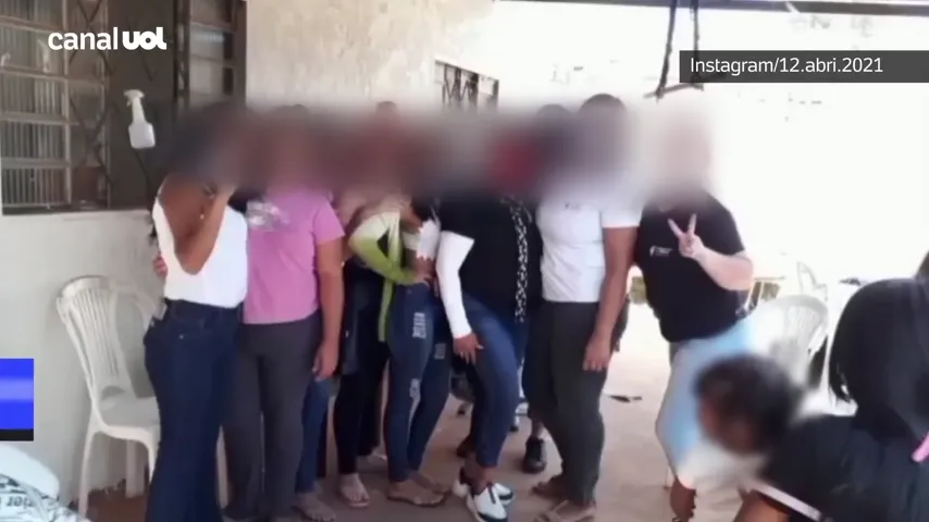 Prévia: VIDEOS E FOTOS DO QUE BOLSONARO DESCREVEU COMO PROSTITUIÇÃO INFANTIL, QUANDO "PINTOU UM CLIMA" - 12/04/21